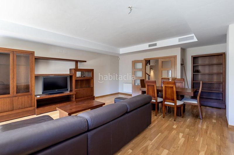 Foto cd35fa1f-0117-43bb-86c5-185558809108. Casa amb calefacció aparcament piscina a Albolote