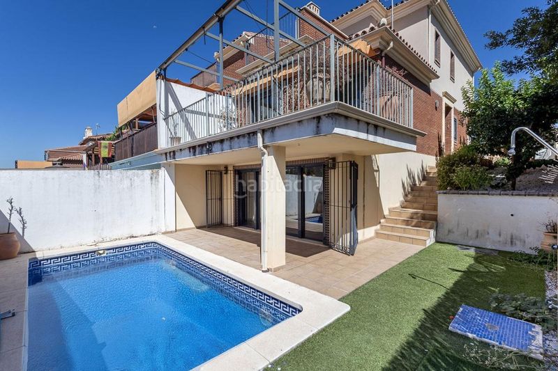Foto fc054cbb-881f-4a86-93aa-b87e48418751. Casa amb calefacció aparcament piscina a Albolote