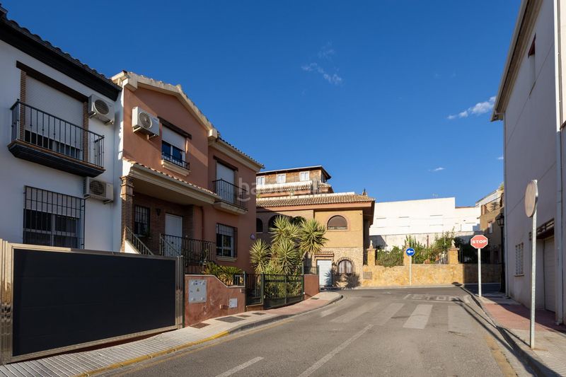 Foto c29f4acc-5377-4f36-a4c0-1de4d9f256b6. Casa adossada amb aparcament a Pulianas