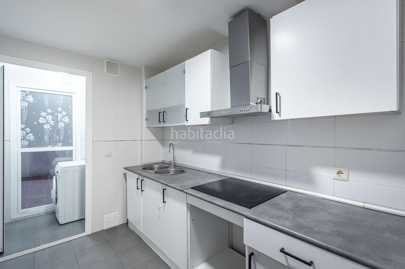 Foto bcbef9cc-9d32-461a-a79b-fb83789a67cc. Flat in calle calle aixa 1 in Atarfe