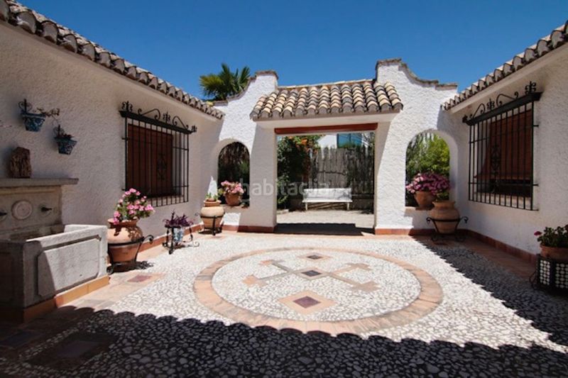 Foto 8806b1c8-bc88-4056-a379-7c1b675f038c. Casa en Albolote