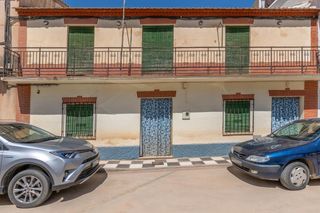 House  Calle talleres 1. Casa en venta en jayena