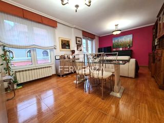 Flat in Salesas - Foncalada - Campoamor