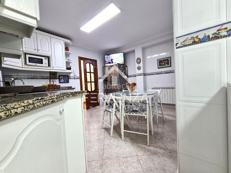 Foto c8bf5e7f-1b39-49d8-a590-060a7e479fe4. Pis a Salesas - Foncalada - Campoamor Oviedo