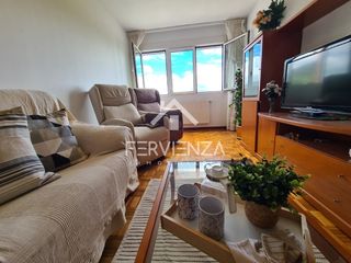 Etagenwohnung in Huca - La Cadellada
