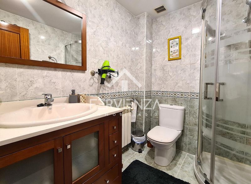 Foto 6780f021-551c-45cc-a96b-784e90580928. Duplex in Lena
