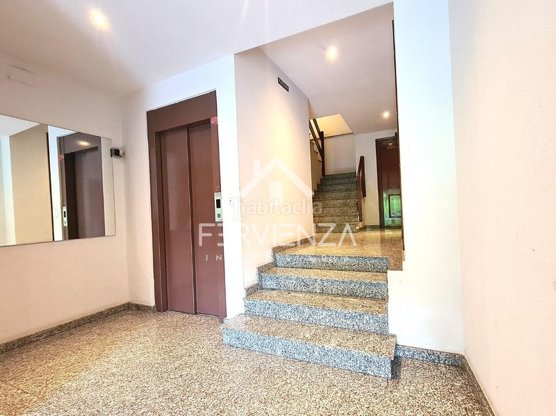 Foto be59aaef-7b99-4622-ba0f-ddb1bd487fe7. Duplex in Lena