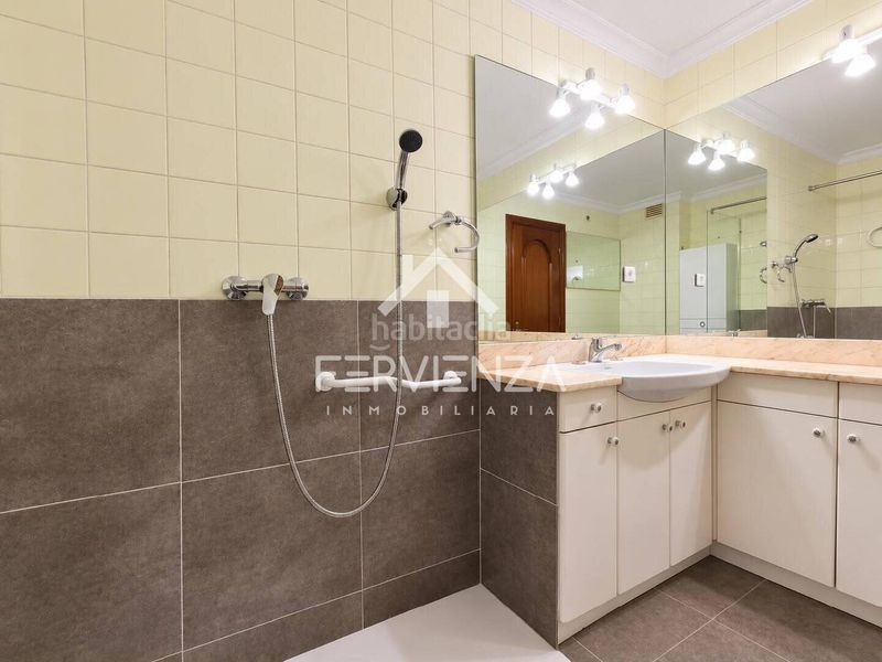 Foto 0dd13fab-2539-46ce-a9b3-deae72b07037. Piso en Parque San Francisco - Uría Oviedo