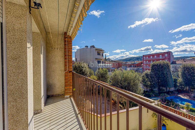 Foto bab9ac93-b419-4b14-8901-475ae1e3f712. Casa adossada amb xemeneia calefacció aparcament a Vilanova del Camí