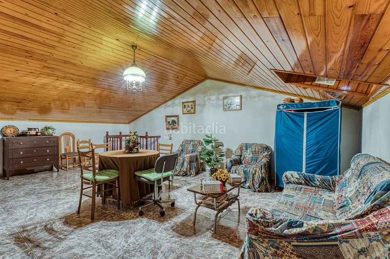 Foto cea873ab-8bda-4555-a860-9b216d7d1ced. Casa adossada amb xemeneia calefacció aparcament a Vilanova del Camí