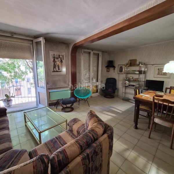 Foto 4f73dd59-8aeb-4b51-8488-2fbf618b944f. Edificio edifici sencer en venda al Centre d': una joia per a inversors o grans famílies en Igualada