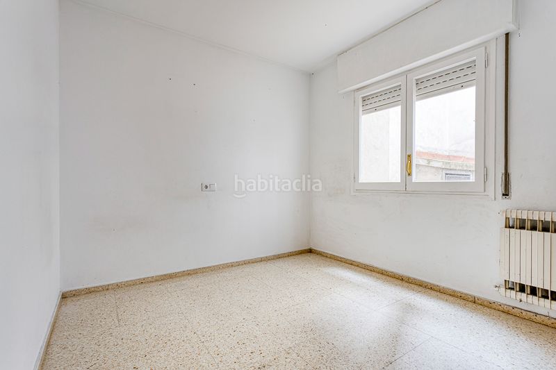 Foto df58cbf5-924e-4f34-ab13-b1a5f1b4a550. Pis amb calefacció aparcament a Centre Igualada