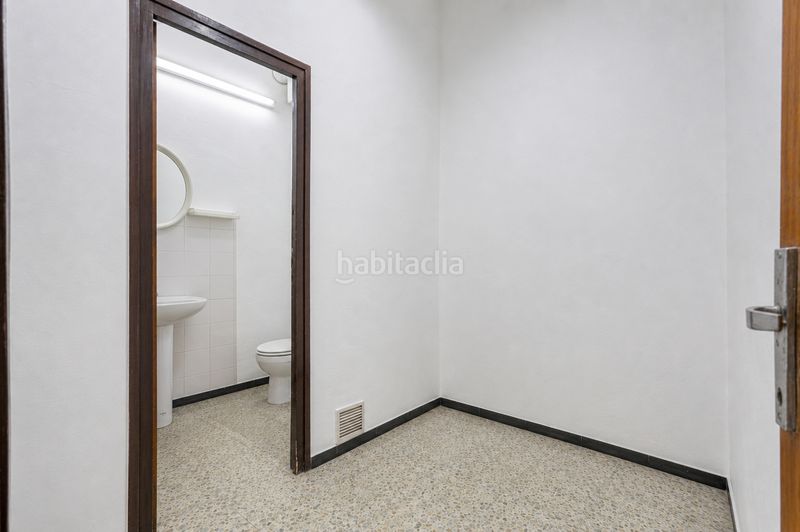 Foto 01a5912e-8341-40f8-9b3e-99254c73b3fd. Casa amb calefacció aparcament a Centre Igualada