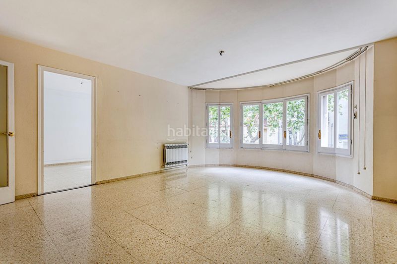 Foto 41a6e8fd-2cbe-472a-b748-b09411a34b4b. Flat with parking in Centre Igualada