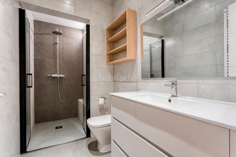 Foto fdabe117-64e3-4a6e-ae2c-775ca4c60d5f. Casa amb calefacció aparcament a Poble Sec Igualada
