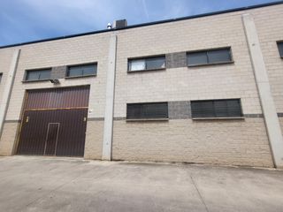 Industrial building in Polígon Industrial. Nau industrial premium en venda a les comes igualada  ubicació e