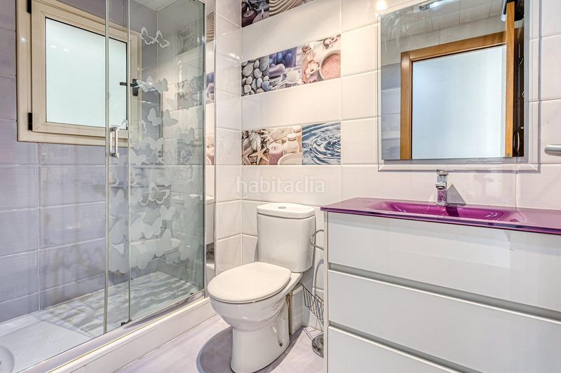 Foto a0f34b85-0458-447b-b384-eb7faec9cb26. Casa chalet adosat a en Llevant Igualada