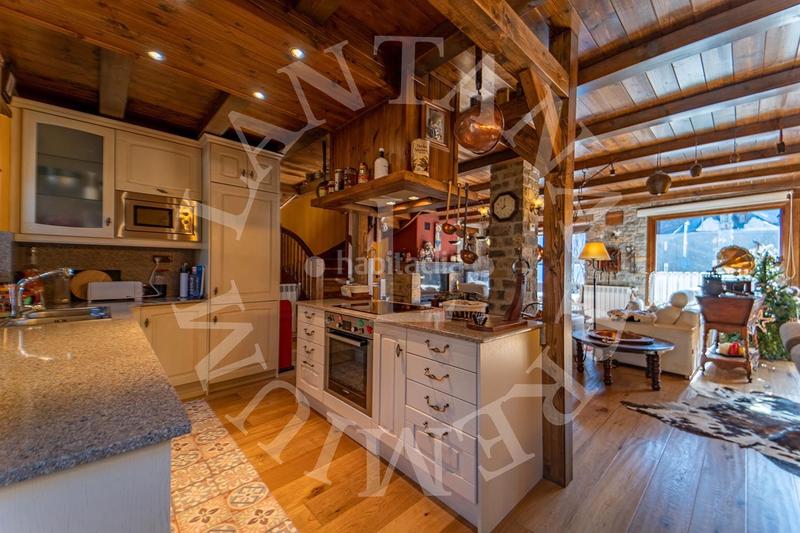 Foto 10c90564-e440-4d4d-b323-6431e6677358. Haus in carrèr deth remei 20 in Arties Naut Aran