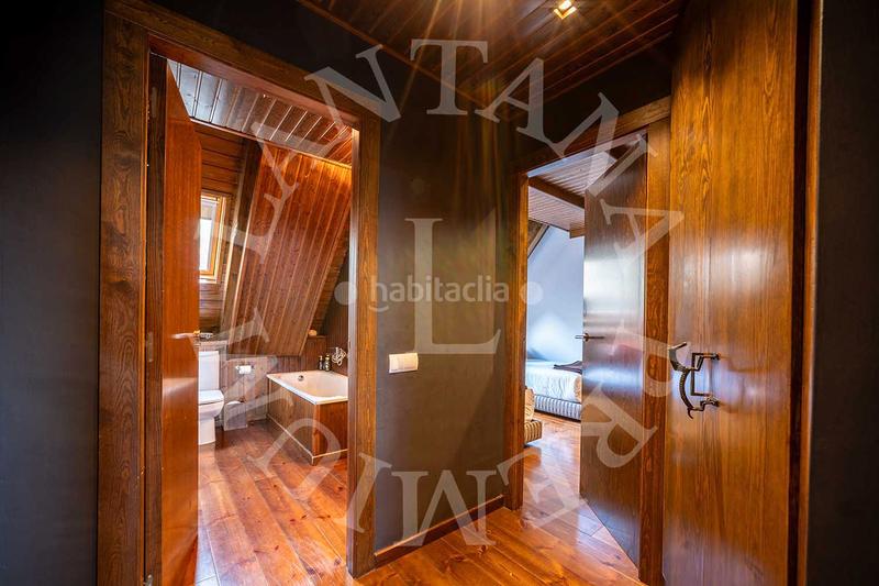Foto acbdc889-b1e3-4377-9278-0b691f5a21af. Tríplex en desconocido 28 imponente triplex con impresionantes vistas en pleta nheu en Naut Aran