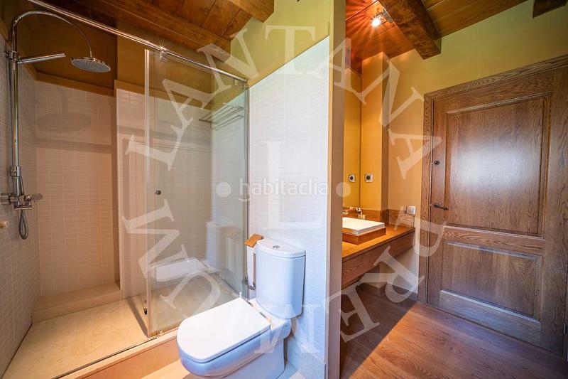 Foto cd58bc16-28a2-4f55-9047-a4f99dcde804. Reihenhaus in carrèr de santa eulària 19 in Unha Naut Aran