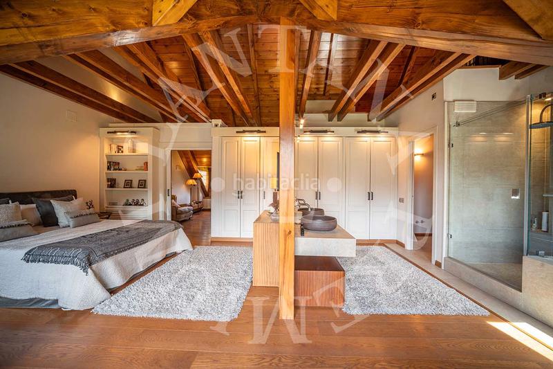 Foto f78a80a8-41ca-4926-8dcf-129f5f52db00. Reihenhaus in carrèr de santa eulària 19 in Unha Naut Aran