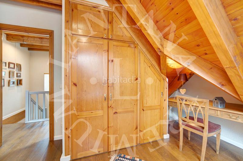Foto bea3f66c-4de6-4b26-942b-4fbbdc37cf75. Zweistöckige wohnung mit kamin heizung parking in Naut Aran