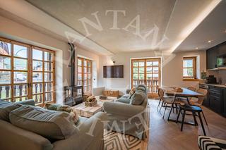 Pis a Carrer reiau;ag. arties 9. Comodo apartamento en arties