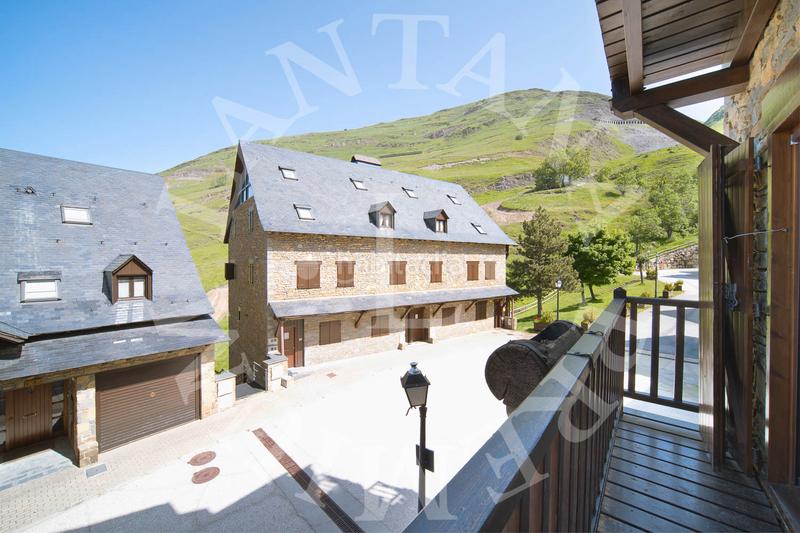 Foto 5cad584e-a904-42bf-8125-e310fe07e8fe. Appartement dans a beret s/n dans Baquèira Naut Aran