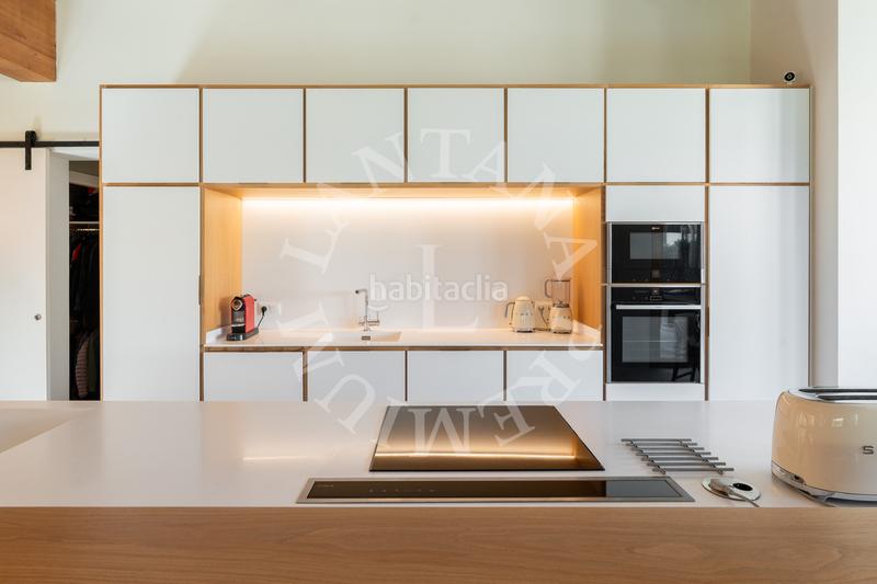 Foto 640bb00a-1533-4a0e-a269-7ce2c9322c6b. Maison avec chauffage parking dans Sarrià Barcelona