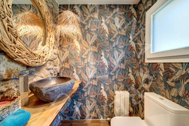 Foto 1e5bdd8c-4637-41ce-9fbc-2ffc0f3d86cf. Chalet con camino riscaldamento parcheggio piscina in Naut Aran