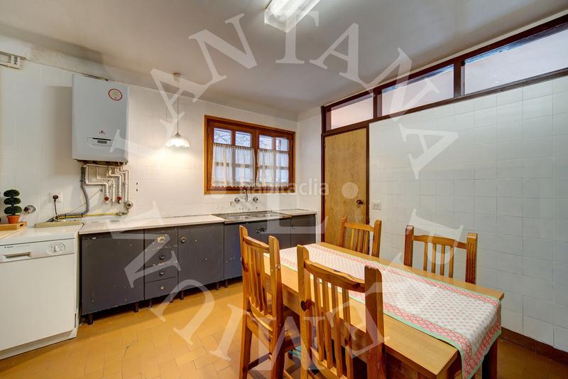 Foto 60b7d4ab-805e-47a6-8f74-80b7d089e75b. Chalet con camino riscaldamento parcheggio piscina in Naut Aran