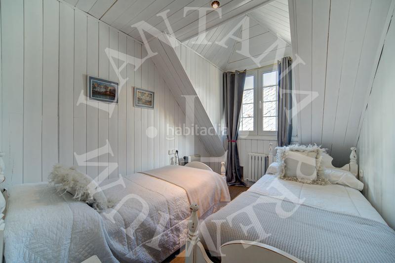 Foto 73e5a72b-fa27-4689-995b-98bdd871e0e3. Chalet con camino riscaldamento parcheggio piscina in Naut Aran