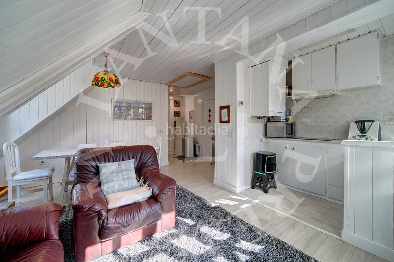 Foto d7f48ba9-80a8-41cb-9c51-8f9fbb843ee2. Chalet con camino riscaldamento parcheggio piscina in Naut Aran