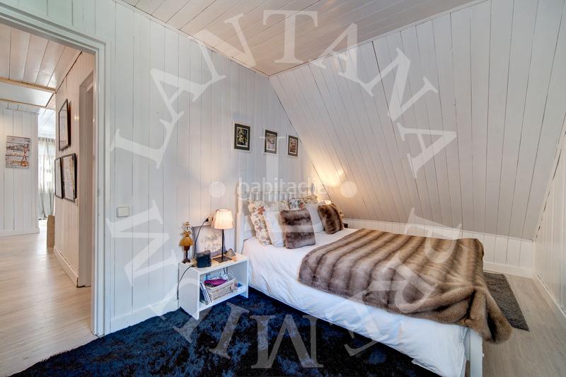 Foto de7e33f4-cff2-4c2d-b65e-8b68dd50c446. Chalet con camino riscaldamento parcheggio piscina in Naut Aran