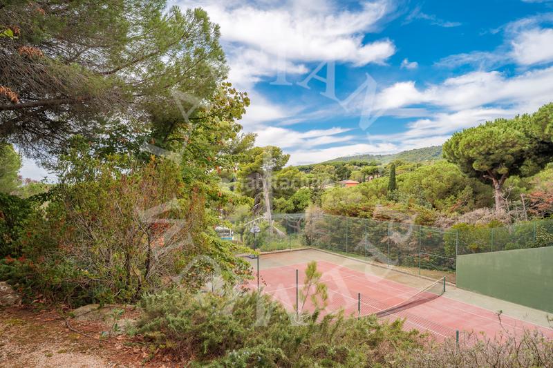 Foto 4495dd37-caca-41fa-977d-e2d6cb5f0330. Casa con camino riscaldamento parcheggio piscina in Sant Andreu de Llavaneres