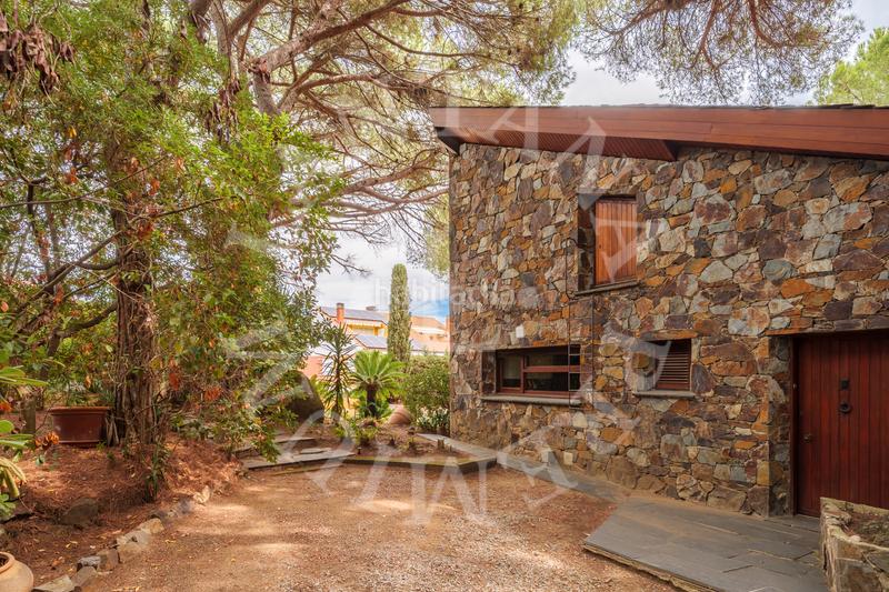 Foto db346115-4967-4217-9a11-e494206c8ba3. Casa con camino riscaldamento parcheggio piscina in Sant Andreu de Llavaneres