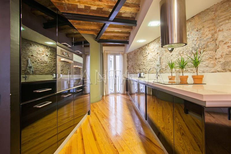 Foto 6a0bd7d3-4a74-4ffc-bad6-d9caf768e5e7. Etagenwohnung mit heizung in Gòtic Barcelona