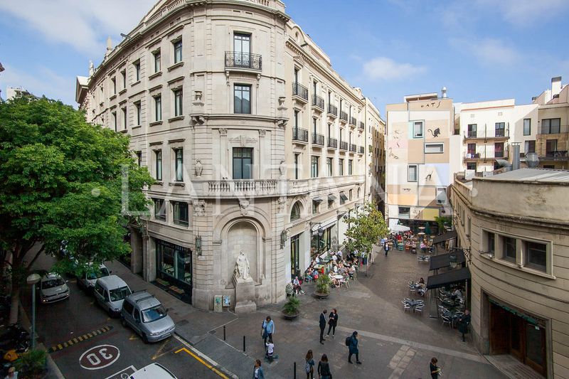 Foto 504f378a-be3d-4c01-84a7-25d12c391027. Pis amb calefacció a Raval Barcelona