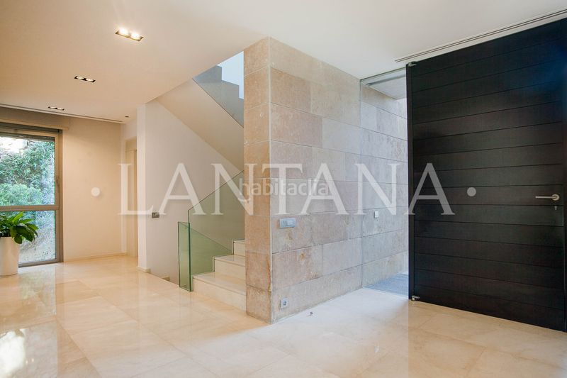 Foto 908049b4-9989-42e8-8c6e-ea87d54c2036. Casa amb calefacció aparcament piscina a Pedralbes Barcelona