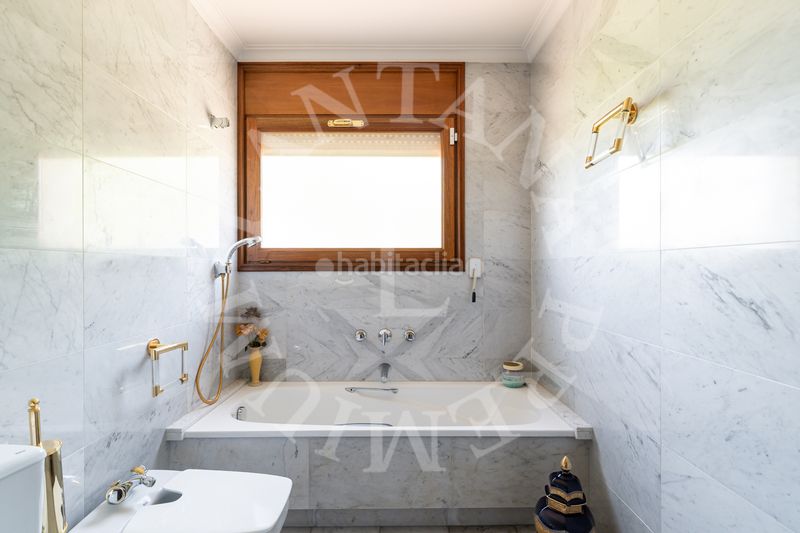 Foto c971f93e-3e23-4ac4-9021-53c30fe98c63. Casa amb xemeneia calefacció aparcament piscina a Garriga (La)