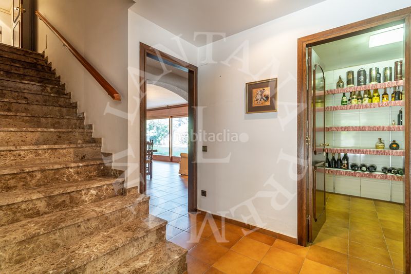 Foto e06fcbc8-0328-4664-90e9-6e37af209b57. Casa amb xemeneia calefacció aparcament piscina a Garriga (La)