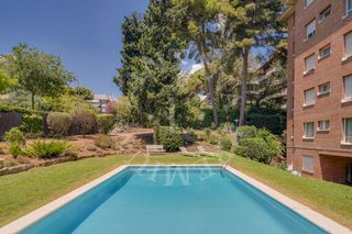 Appartement  Carrer de bosch i gimpera. Luz y amplitud en pedralbes
