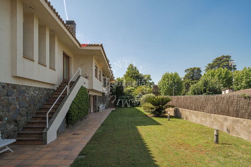 Foto 4682f64d-644a-45fa-9692-337b062739a3. House with parking in Centre Garriga (La)