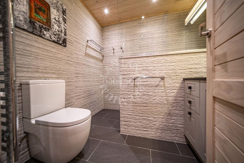 Foto f306768f-3d91-4614-bb1a-109de434df85. Casa amb aparcament a Baquèira Naut Aran