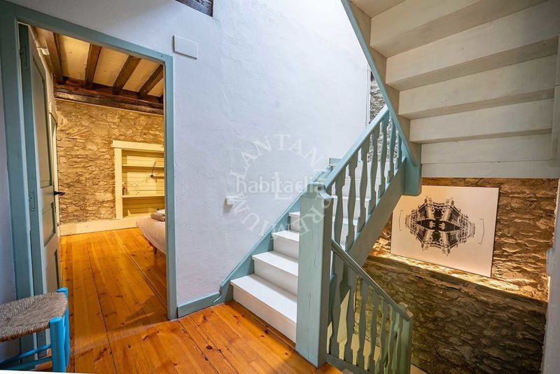 Foto 5c3aa9eb-848e-40bb-b076-1ae38c329bcd. Casa gran casa aranesa en Escunhau con jardin y casa aneja en Vielha e Mijaran