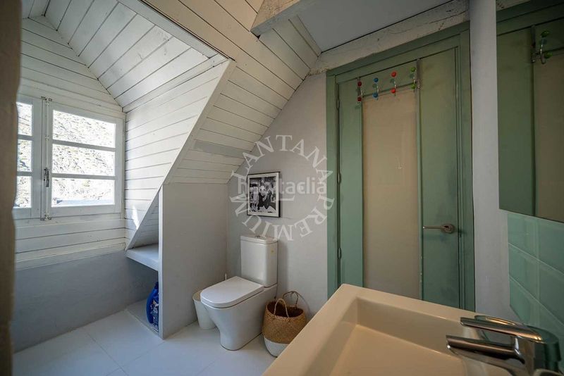Foto e525cd17-47fd-4b72-98ad-9653e941d9d6. Casa gran casa aranesa en Escunhau con jardin y casa aneja en Vielha e Mijaran