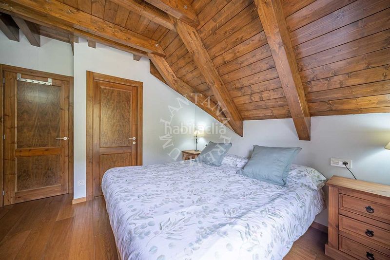 Foto 8802c604-b767-45ce-a7d1-80aacd4ab673. Casa  con jardin, parking y vistas en la zona alta de Vielha en Vielha e Mijaran