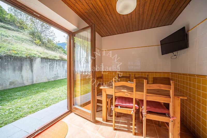 Foto 9ccf4b32-f2c6-4601-b39f-1eb6235a96b5. Casa  con jardin, parking y vistas en la zona alta de Vielha en Vielha e Mijaran