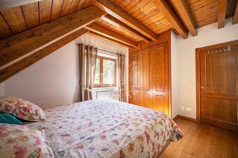 Foto f3d49d9b-6b36-452a-aa2b-29e2e692ec03. Casa  con jardin, parking y vistas en la zona alta de Vielha en Vielha e Mijaran