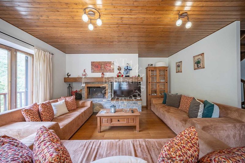 Foto f84a8156-db20-46f4-8854-a8904b5b6b55. Casa  con jardin, parking y vistas en la zona alta de Vielha en Vielha e Mijaran